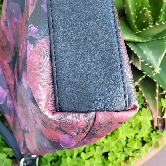 Style&co floral cross your body purse - Picture 6 of 8